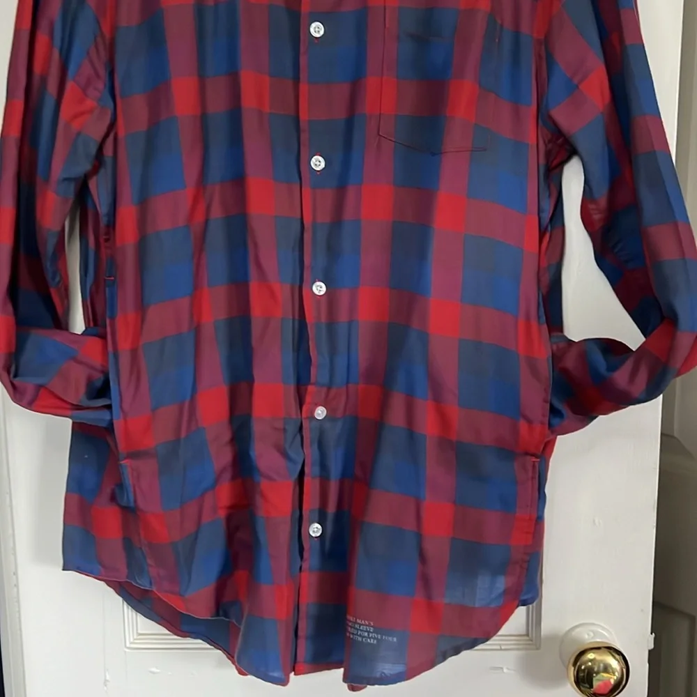 Men’s Button Down - Picture 5 of 7